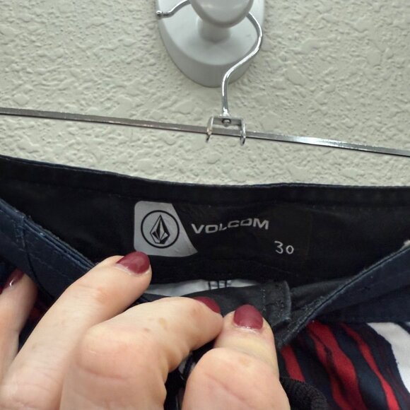 Volcom Volmericana Red White Blue 4th of July Boardshort Swim Trunk Mens size 30 - Picture 2 of 10